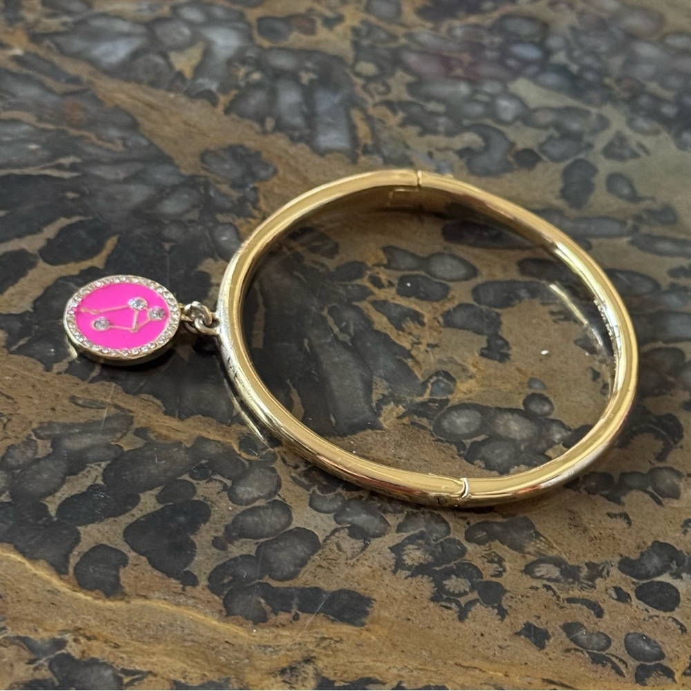 Kate Spade, Libra “SHE SCALES GREAT HEIGHTS" - Picture 6 of 8